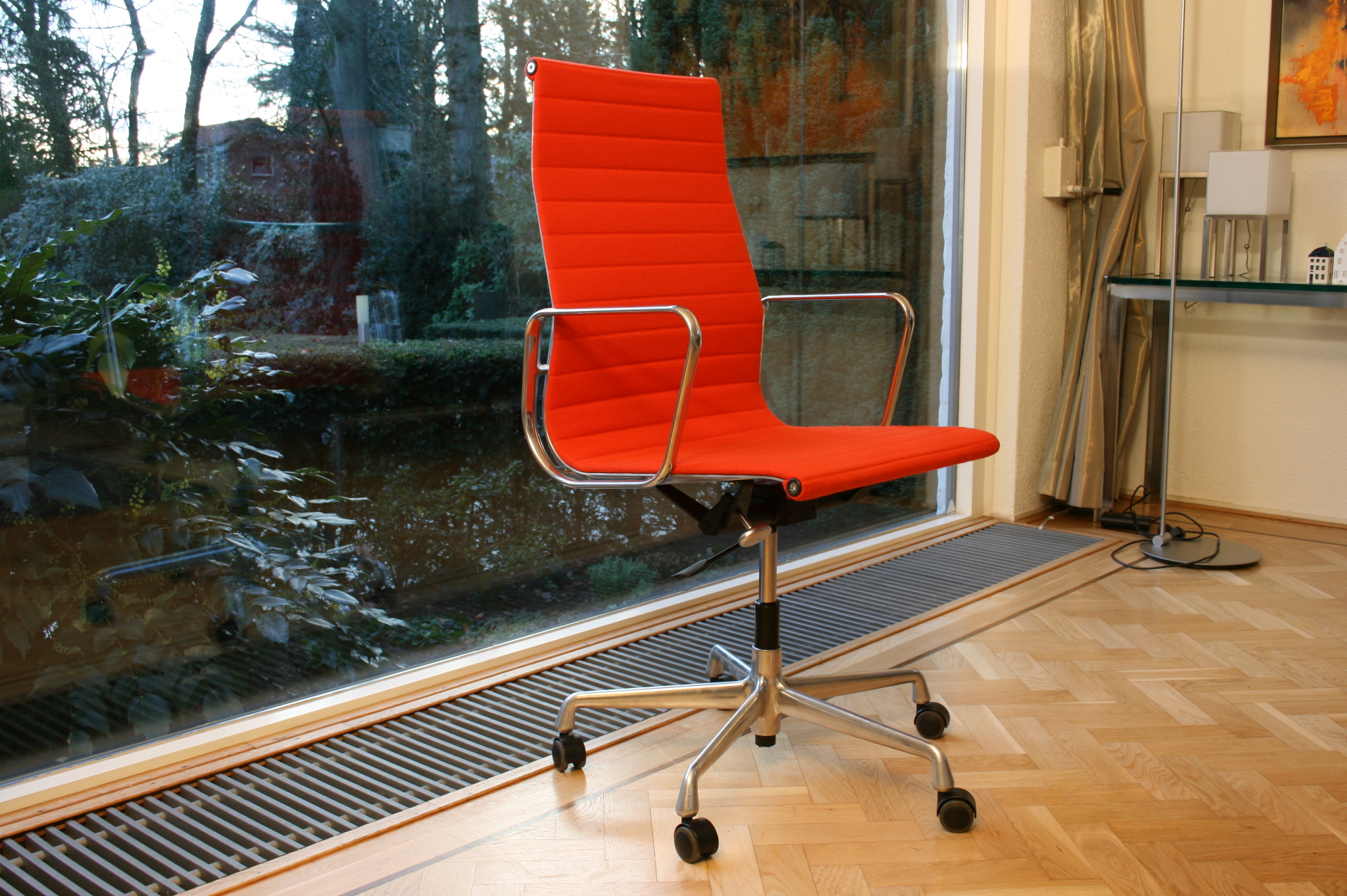 Vitra EA 119