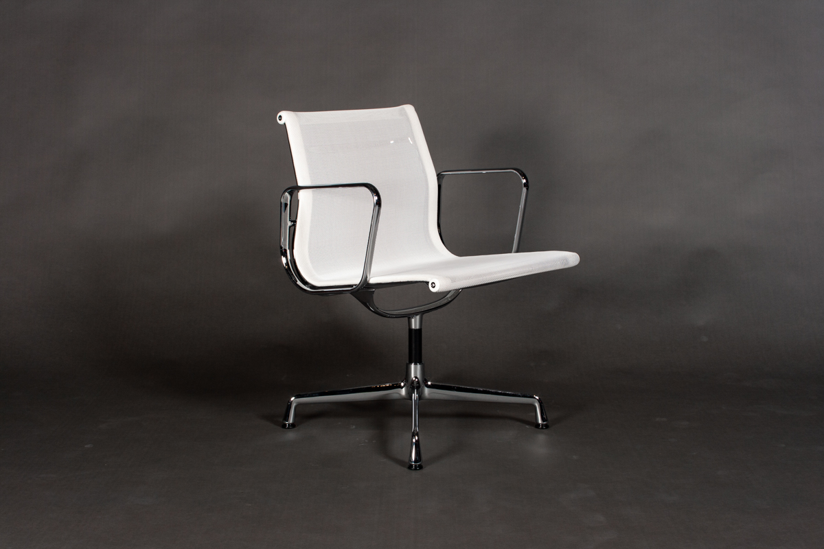 Chairs ea 107 stock 37